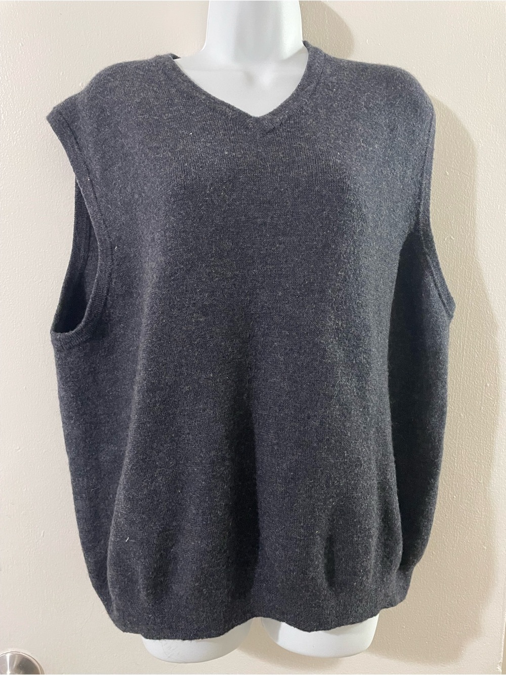 Eddie Bauer Men's Dark Charcoal V-Neck Sweater Vest